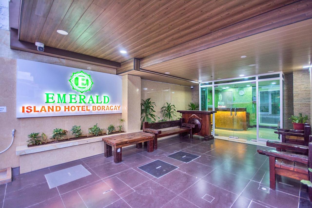 Emerald Island Hotel Balabag  Экстерьер фото